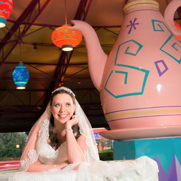 Meet your Posher, Brigitte - Picture 2 of 5